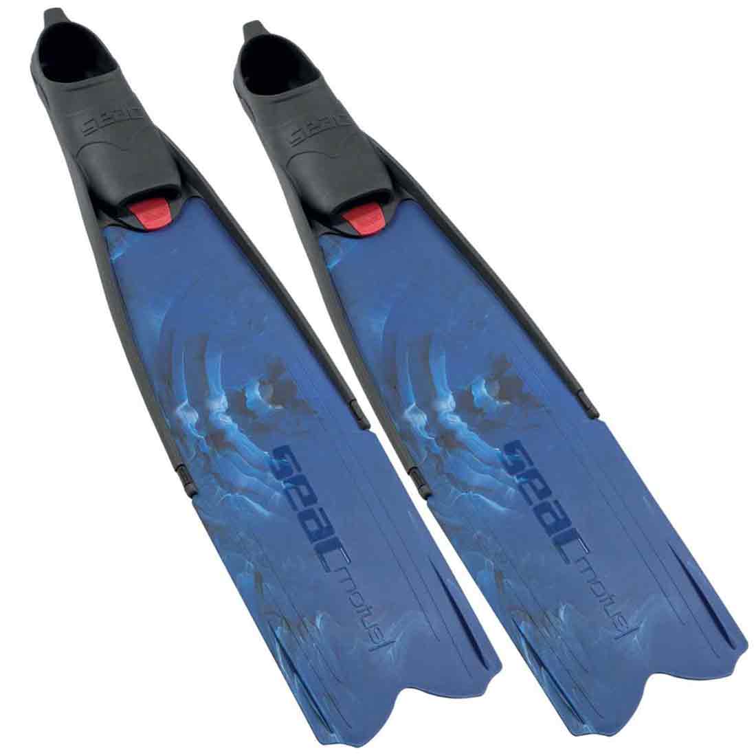 Spearfishing fins and accessories
